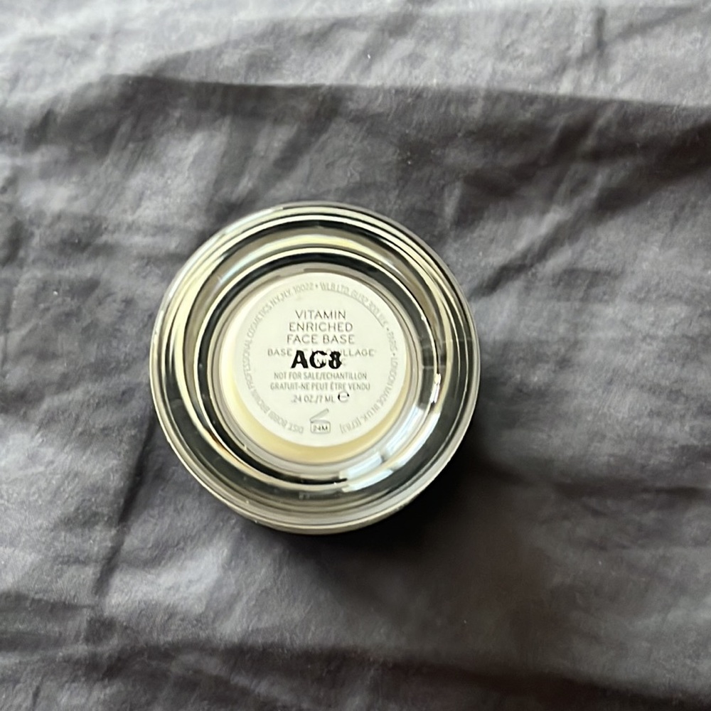 NEW Bobbi Brown Vitamin Enriched Face Base Primer Moisturizer - Picture 4 of 4